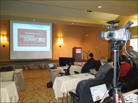 図 (sh━)カリフォルニアで開(h┐o)されたe-Summit2012 休憩時間に撮影
