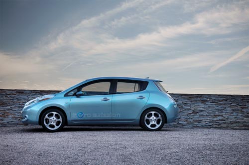 日O動ZのEV「リーフ」の販売予約好調