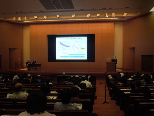 図1 iv日本で開されたAEC/APC Symposium のひとコマ