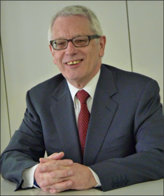 英Future Horizon社CEOのMalcom Penn(hu━)