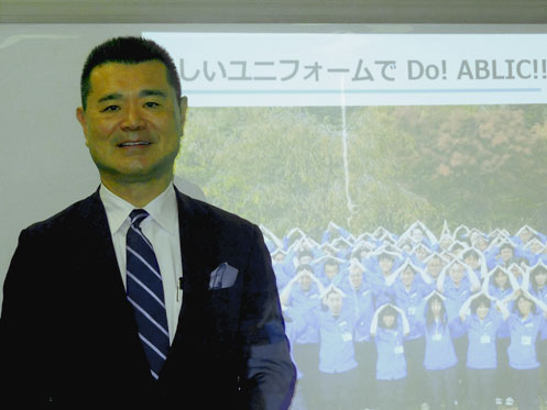 図1 石合信、エイブリック株式会社 代表D締役社長兼CEO