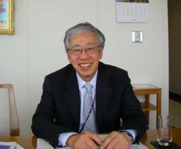 株式会社イー・シャトル 代表D締役社長 土川春穂