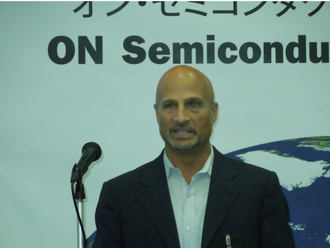 1ON SemiconductorCorporate StrategyMarketing & Solution EngineeringôSenior VPDavid Somo