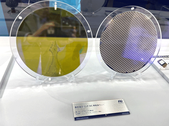 最先端8インチSiCT晶ウエハ / STMicroelectronics