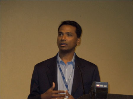 図1 Algotochip社CTOのSatish Padmanabhan(hu━)