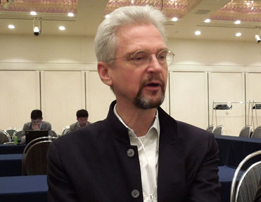 図1 WPC ChairmanのMenno Treffers