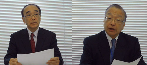 図1 デバイス&システム・プラットフォーム開発センターの会長の斉藤()と社長のSH野至(左)