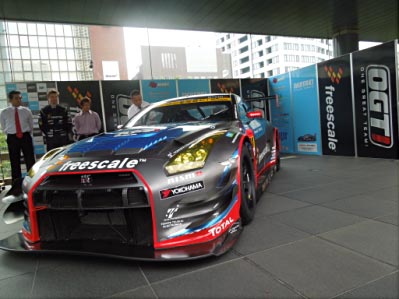 図1 Super GTレースで実xデータをとる Z|は日O動ZのGT-R