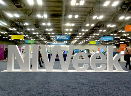 図1 National Instruments主のNIWeek 2019のt会場風景 NIWeek 2019会場にて撮影