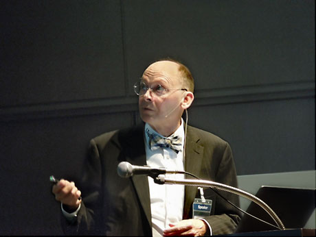 図1 Analog Devices社CTO Office, Director of Simulation DevelopmentのMike Engelhardt