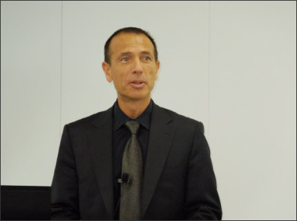 図1 Tabula社マーケティング担当のAlain Bismuth